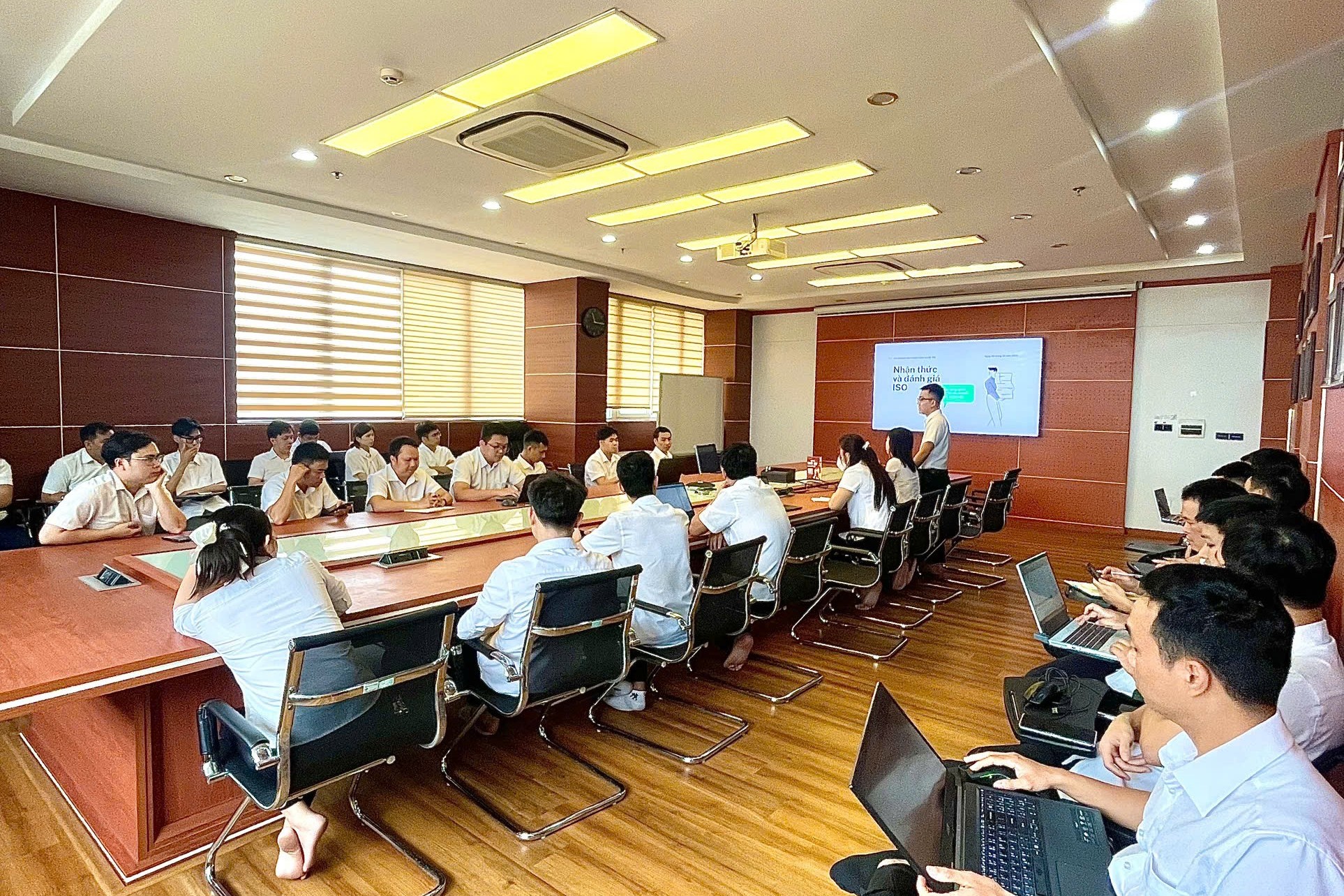 Nâng cao nhận thức ISO 9001: 2015